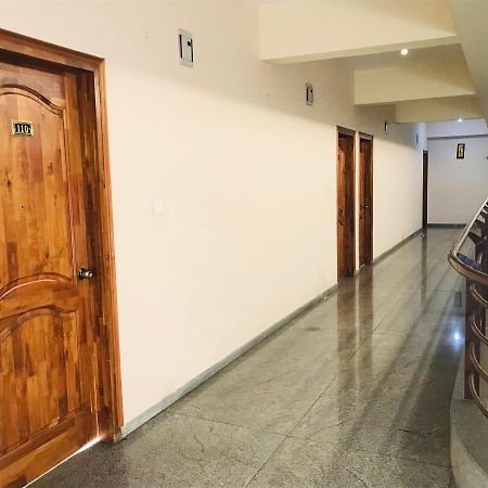Staymaker Prakash International Gonikoppal Εξωτερικό φωτογραφία
