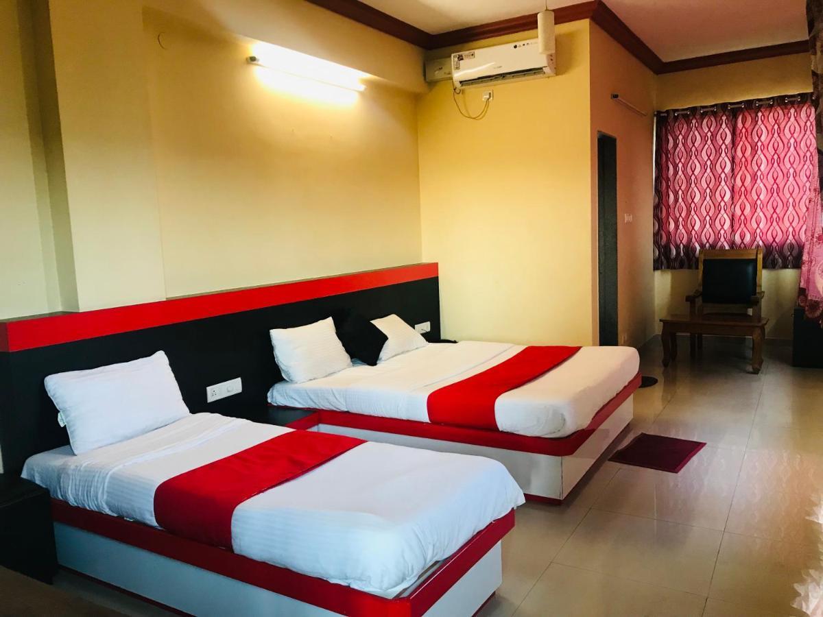 Staymaker Prakash International Gonikoppal Εξωτερικό φωτογραφία