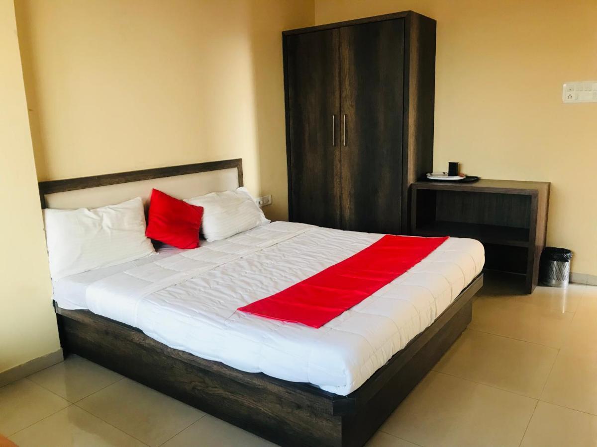 Staymaker Prakash International Gonikoppal Εξωτερικό φωτογραφία