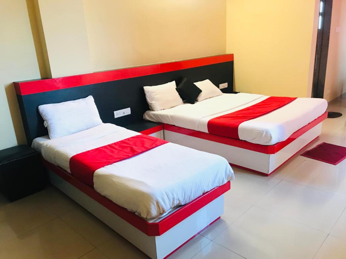 Staymaker Prakash International Gonikoppal Εξωτερικό φωτογραφία